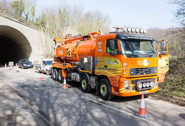 Hydro Cleansing - London Sewer Specialists - Gully - Image 1